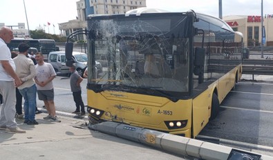 Avcılar'da İETT otobüsü kaza yaptı! - Resim : 1