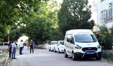 Konuşmak için eve davet etti! Genç kadın dehşet saçtı - Resim : 1