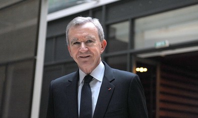 Elon Musk'tan sonra Bernard Arnault'un da başı belaya girdi! Ünlü milyarder özel jetini satmak zorunda kaldı - Resim : 1