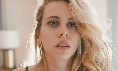 Melis İşiten "Benim aylar" gelmiş diyerek bordo bikinisiyle pozunu paylaştı! Takipçileri beğeni yağdırdı - Resim : 1