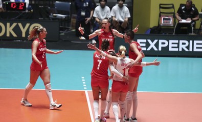 Son dakika! Filenin Sultanları, Brezilya'yı sahadan sildi! Galibiyet serisi 20 maça çıktı - Resim : 1