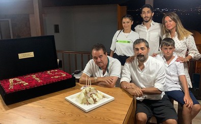 İbrahim Tatlıses barıştığı oğluyla kutlama yaptı - Resim : 1