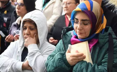 Otel yangınında hayatını kaybeden doktora hastanede veda töreni - Resim : 1