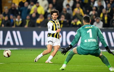 Fenerbahçe’de dikkat çeken istatistik! 24 yaşındaki Ferdi Kadıoğlu derbinin ağabeyi olacak - Resim : 2