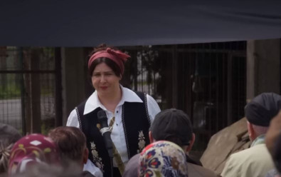 Ünlü komedyen ‘Bahar’ dizisine konuk oluyor! ‘Muhtar Hasibe’ diziye çıkarma yapacak - Resim : 2