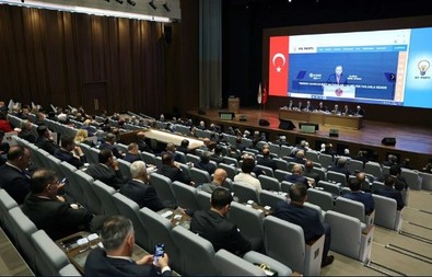 Ak Parti sözcüsü Ömer Çelik'ten önemli açıklamalar: "Fetö milletimize ihanet etmiş bir haindi" - Resim : 1