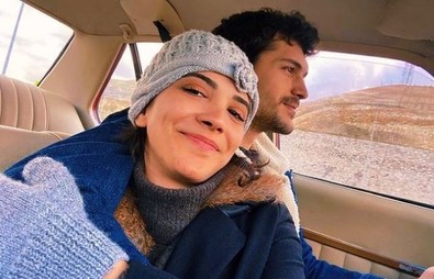 Alperen Duymaz’ın gizlice evlendiği öğretmen Kübra Kelkit kimdir? - Resim : 1