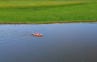 Soylu kardeşler Ardahan Kura Nehri’nde kano keyfi yaşadı - Resim : 1