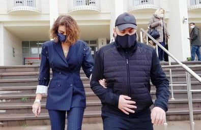Ünlü şarkıcı Sıla ve şef Hazer Amani çiftinin evliliği 15 dakikada bitti! - Resim : 1