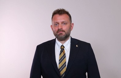 Fenerbahçe'de sıcak saatler... Selahattin Baki İstanbul uçak biletini aldı. İspanyollar tamam derse 20 milyon istedikleri oyuncu gelecek - Resim : 1