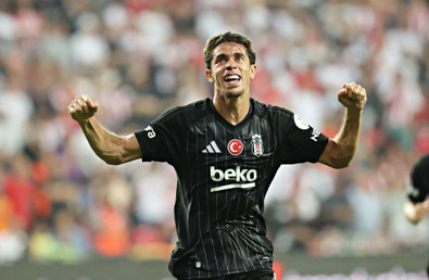 Beşiktaş’ın yeni transferi Gabriel Paulista özür diledi - Resim : 1