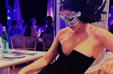 Burcu Özberk Dubai pozlarını paylaştı! Takipçileri yorum yağdırdı - Resim : 1