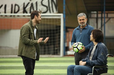 Ünlü teknik direktör Aykut Kocaman, Çukur'a girdi! - Resim : 2
