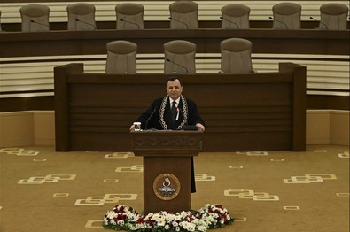 Erdoğan ve Kılıçdaroğlu AYM kuruluş yıldönümü töreninde tokalaşmadı! AYM Başkanı Arslan eleştirilere yanıt verdi: 140 karakterle yorum yapanların içtihata katkısı yok - Resim : 1
