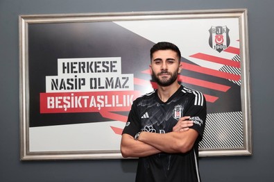 Süper Lig'in transferde sessiz takımı Beşiktaş'tan sürpriz transfer. 4+1 yıllık sözleşmeye imza attı - Resim : 1