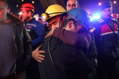 “Ölüm hep bana; bana mı düşer usta?’’ - Resim : 1