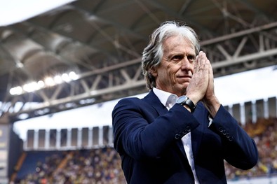 Reddedilemeyecek bir teklif yapacaklar! Jorge Jesus, Trabzonspor’un yıldızını istiyor! - Resim : 1