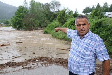 D-100 Ankara istikameti trafiğe kapandı! - Resim : 1