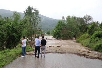 D-100 Ankara istikameti trafiğe kapandı! - Resim : 2