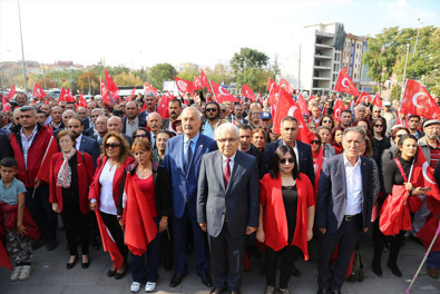 Vali davet etti, Nevşehir'de "Cumhuriyet Yürüyüşü" düzenlendi - Resim : 1