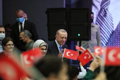 Erdoğan çocuklarla iftar yaptı - Resim : 1