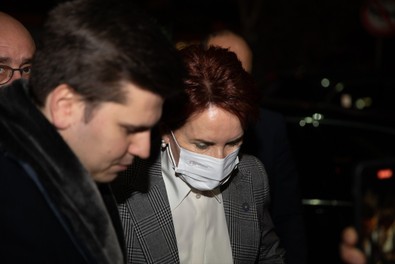 Yoğun bakıma kaldırılan Hüseyin Örs'un son durumu belli oldu! AK Parti, CHP, Gelecek Partisi’nden hastaneye ziyaret! Meral Akşener'den sert tepki: Ahlaksız yumruk... - Resim : 1
