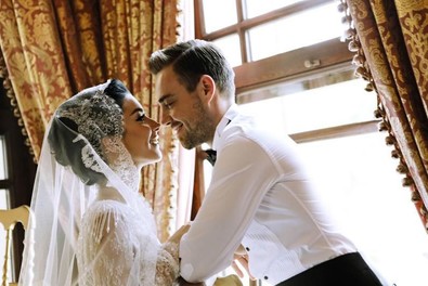 Hayranlarını sevindirdiler! Merve Boluğur ile Murat Dalkılıç'tan aşk açıklaması geldi - Resim : 1