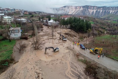Şanlıurfa ve Adıyaman'ı vuran sel felaketi! Kahreden haber geldi: Can kaybı yükseldi - Resim : 1