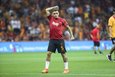 Lucas Torreira’nın menajerinden Galatasaraylıları kızdıracak sözler! Görüşeceği takımı açıkladı: “İş iştir randevuyu aldık” - Resim : 2