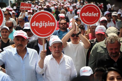 CHP kesin ihraç istemiyle disipline sevk edilmişti! Tanju Özcan, Bolu'dan Ankara'ya kadar sürecek 'Adalet ve Değişim Yürüyüşü'ne başladı - Resim : 1