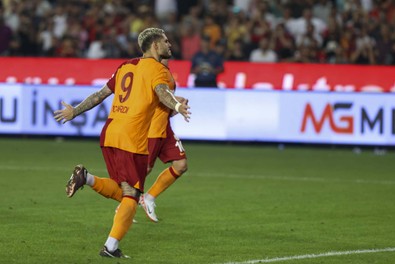 Galatasaraylı Mauro Icardi, yeni arabası için servet döktü! Dünyanın en pahalı arabasını aldı! Sadece 3 kişide var - Resim : 1
