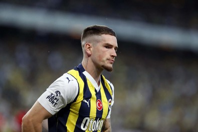 Konferans Ligi'nde heyecan başlıyor! Fenerbahçe ve Beşiktaş ilk grup maçına çıkacak! İşte maç programı - Resim : 1
