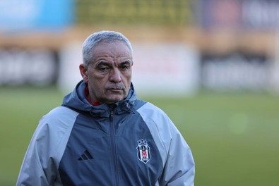 Beşiktaş teknik direktörü Rıza Çalımbay, Fenerbahçe derbisi öncesi konuştu! Aboubakar'ın neden oynamadığını açıkladı - Resim : 2