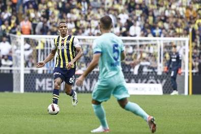 İsmail Kartal onları oynatamayacak! Fenerbahçe’de Süper Kupa maçı öncesi iki eksik! Galatasaray maçında yoklar! - Resim : 2