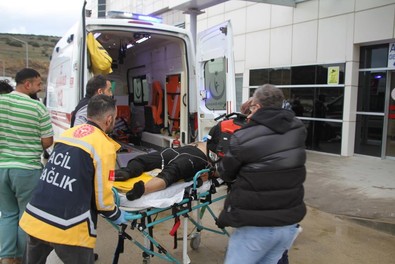 Manisa’da vinç devrildi: 1 ölü - Resim : 1