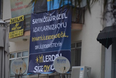 İYİ Parti Balıkesir Büyükşehir Belediye Başkan adayı Turhan Çömez'den tv100'e özel açıklama: Özgür Özel'e 'Tabanımızdan oy istemeyin, DEM'den isteyin' dedim - Resim : 1