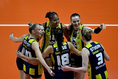 Üç galibiyet alan takım şampiyon olacak! Fenerbahçe Opet - Eczacıbaşı Dynavit final serisinin programı belli oldu - Resim : 1