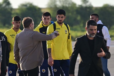 Son dakika | Fenerbahçe U19 Takımı ve Ali Koç, Süper Kupa için Şanlıurfa’ya geldi - Resim : 2