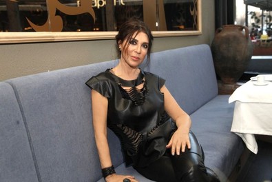 Aşk-ı Memnu’nun Firdevs Yöreoğlu’su Nebahat Çehre’den Kötü haber! Apar topar hastaneye kaldırıldı! Sağlık durumuyla ilgili bilgi geldi - Resim : 1