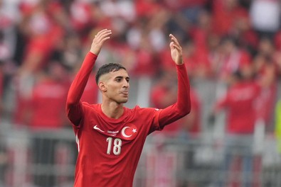 Gürcistan’ı müthiş füzelerle yıkmışlardı! UEFA duyurdu! Arda Güler ve Mert Müldür’ün golleri en iyiler arasına girdi - Resim : 1