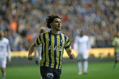 Fenerbahçe'de sıcak gelişme! Ali Koç'un prensi için İngiliz Premier Lig'den 4 kulüp menajerine resmi teklif yaptı - Resim : 1