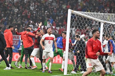 A Milli Takım, EURO 2024’te tarih yazdı! Çeyrek finaldeki rakibimiz belli oldu! İşte maçın yeri ve tarihi - Resim : 2