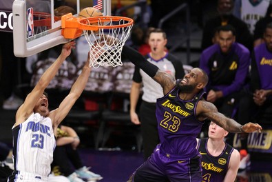 NBA’de nefes kesen son! Franz Wagner’den Lakers’ın serisini bitiren üçlük! - Resim : 2