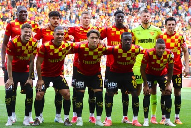 Göztepe’de işler tersine döndü! Hasret 7 maça çıktı! - Resim : 1