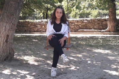14 yaşındaki Gülçiçek 11 gündür kayıp! Acılı anne seslendi: Gören duyan varsa haber etsin - Resim : 1