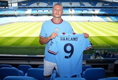 Ünlü teknik adamdan çok konuşulacak itiraf! Manchester United, Erling Halaand’ı elinden kaçırmış! Söylediği bonservisi duyanlara şaşkına dönüyor - Resim : 2