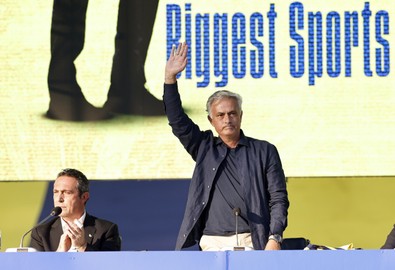 Jose Mourinho, Fenerbahçe ile bütünleşti - Resim : 1