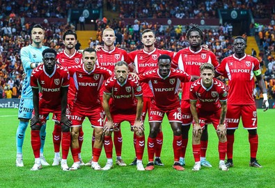 Kötü sonuçlar başkanı harekete geçirdi! Süper Lig'in yeni ekibinde teknik direktör değişecek! Adaylar bile belli oldu - Resim : 1