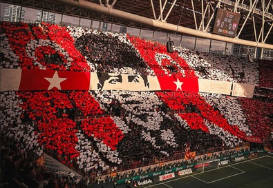Galatasaray taraftarından 10 Kasım koreografisi: “Atam, dün, bugün, yarın daima izindeyiz” - Resim : 2