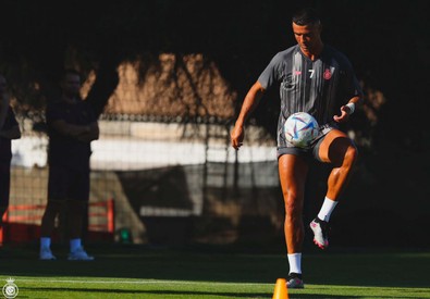 Yapılmayan ödemeler başlarına iş açtı! Cristiano Ronaldo’nun takımına FIFA şoku! - Resim : 1